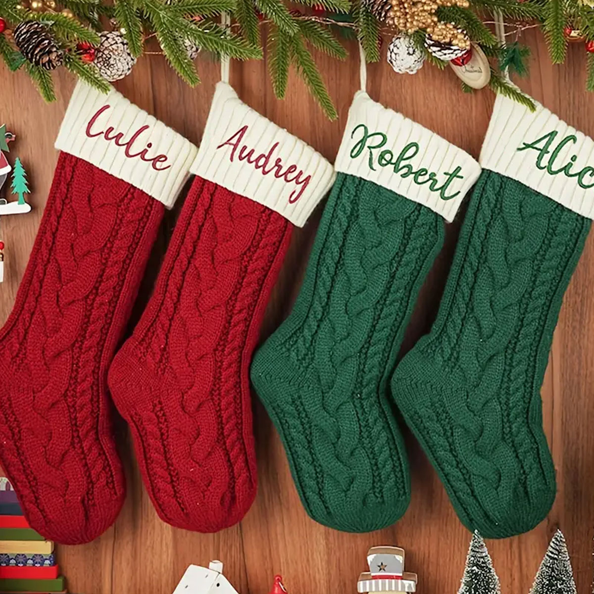 One Vintage Personalized Chris - đánh giá và giá Embroidery Xmas