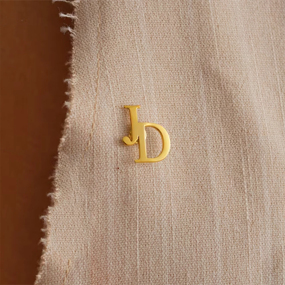 Custom Initial Brooches for Wo - đánh giá và giá Embroidery Name